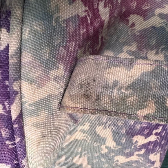 Underonesky Dalila Unicorn Overnight Duffle Bag - Picture 12 of 16